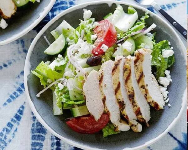 Greek Salad with Chicken