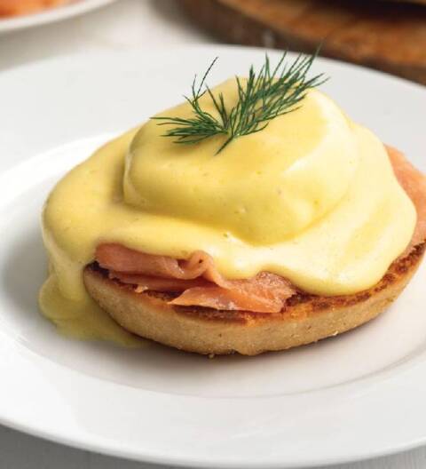 Lox Benny (Eggs Benedict)